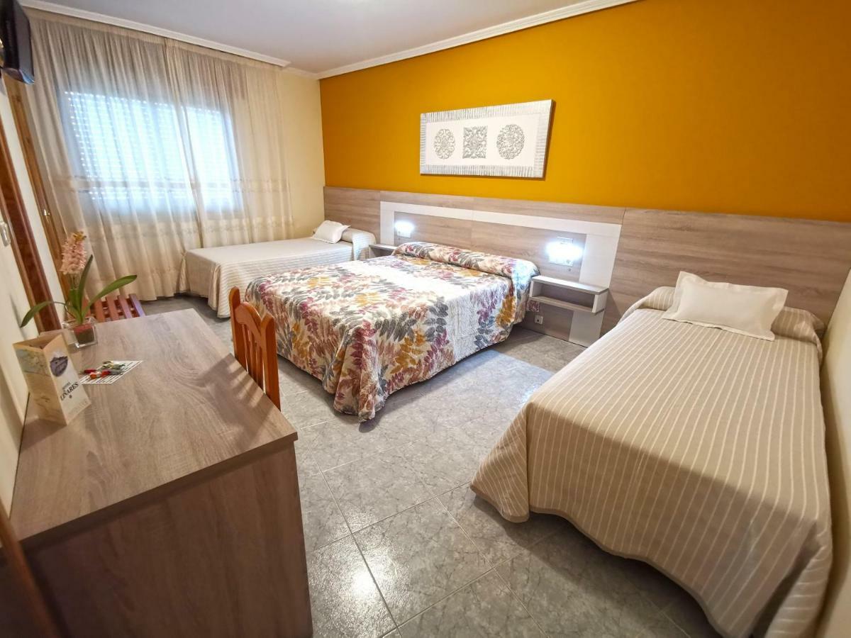 Hotel Linares Poio Eksteriør billede