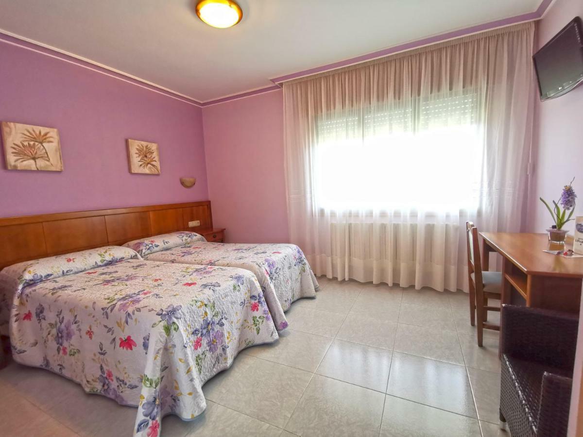 Hotel Linares Poio Eksteriør billede