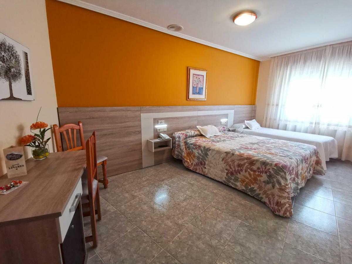 Hotel Linares Poio Eksteriør billede